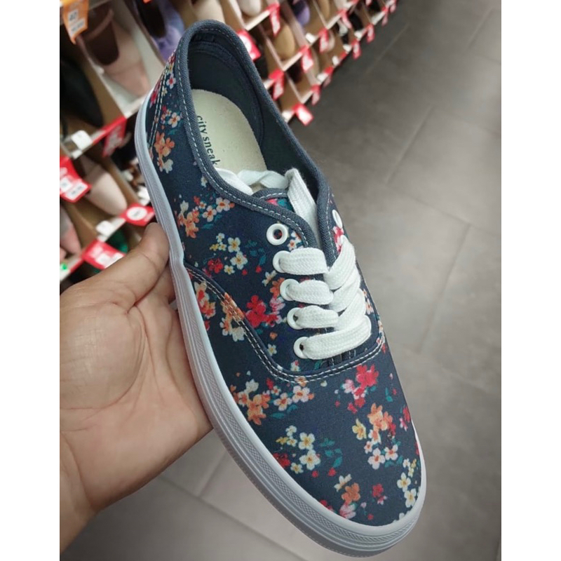 Payless By City Sneaks harga normal 389.000