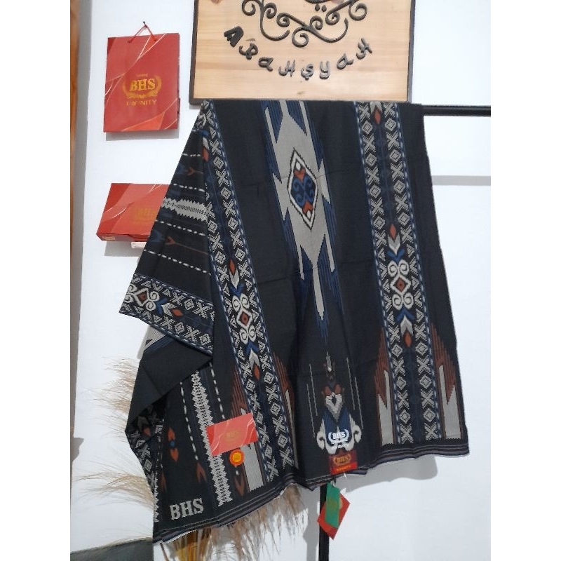 Sarung BHS Infinity gold