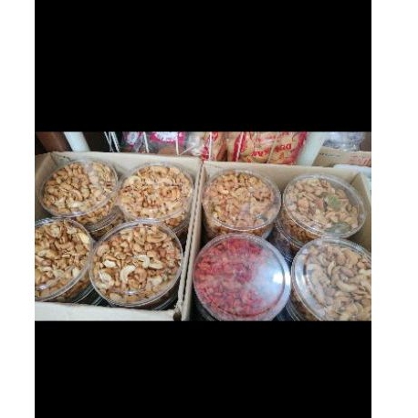 

Kacang mede & sale pisang 1kg
