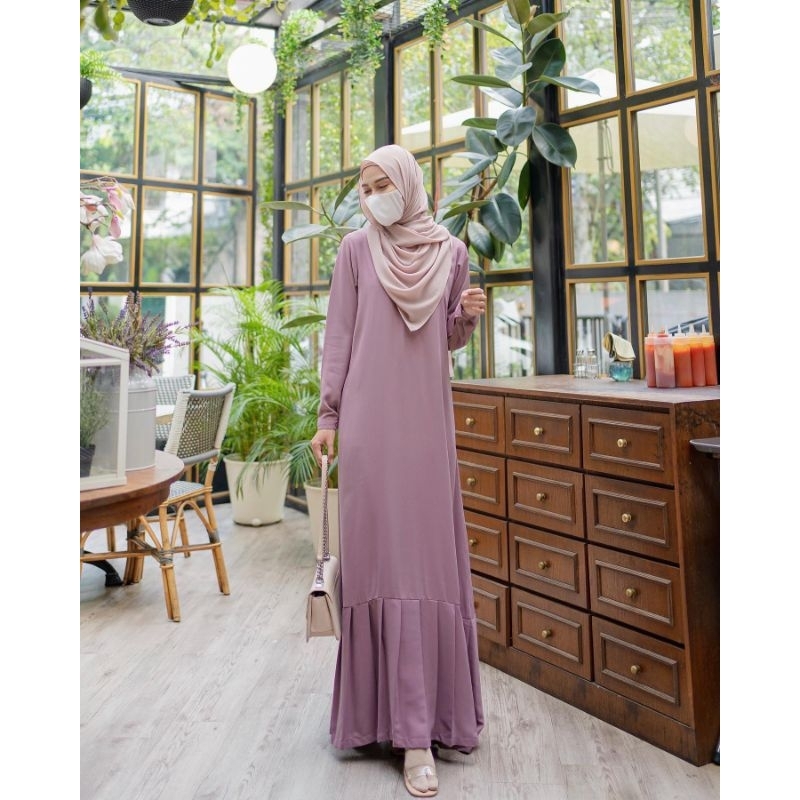 Suri Dress by Elmiza