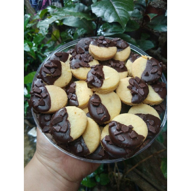 

Halfmoon cookie