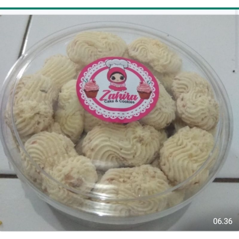 

Kue Lebaran Sagu Keju
