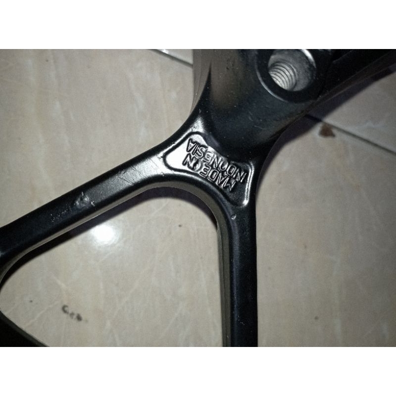 VEL RACING DEPAN BELAKANG YAMAHA AEROX LAMA PNP LEXXI 14 250 /14 350 ORI