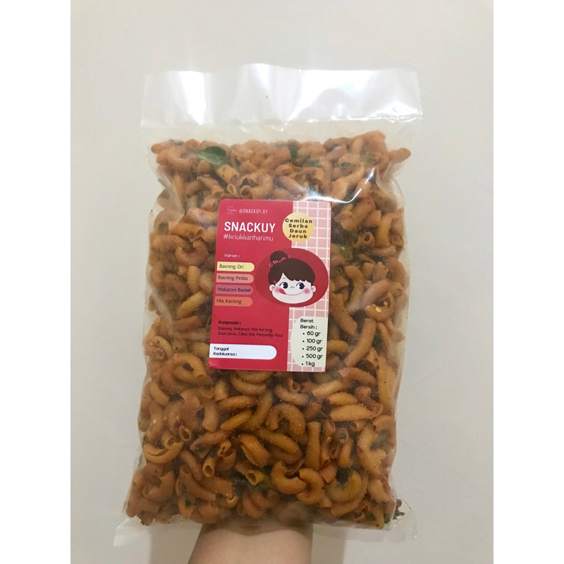 

MAKARONI BANTET DAUN JERUK 1 kg