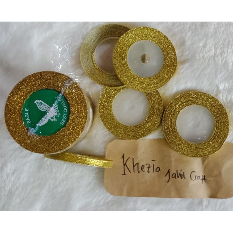

Pita Gold Pita Emas 1/4 Inci (0,6) Per Roll