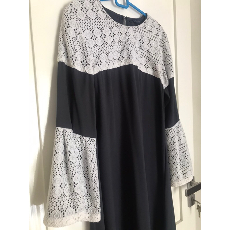 Dress Merk Irsalina Preloved