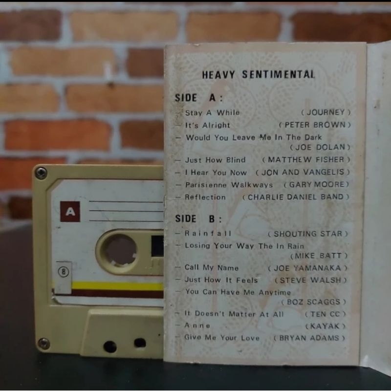 Kaset Pita Heavy Sentimental