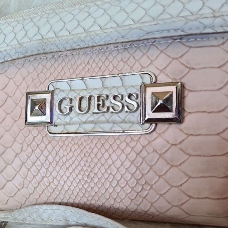 TAS DOMPET GUESS SNAKE SKIN MOTIF PRELOVED