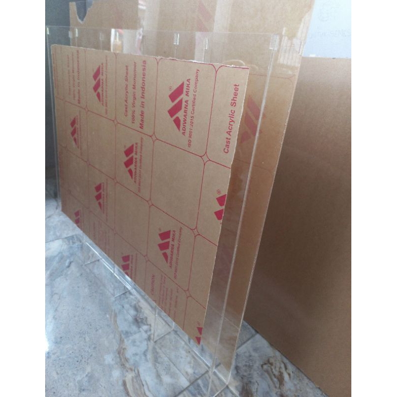 display mie instan 4 slot/rak gantung akrilik mie instan/akrilik mir instan 4 ruang