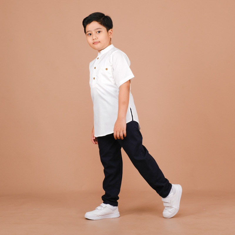 Celana Chino (2) Anak 1 2 3 4 5 6 7 8 9 10 Tahun bahan katun lembut warna