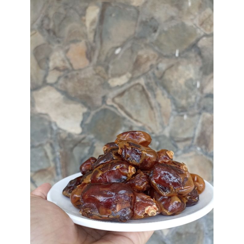 

Kurma Khalas