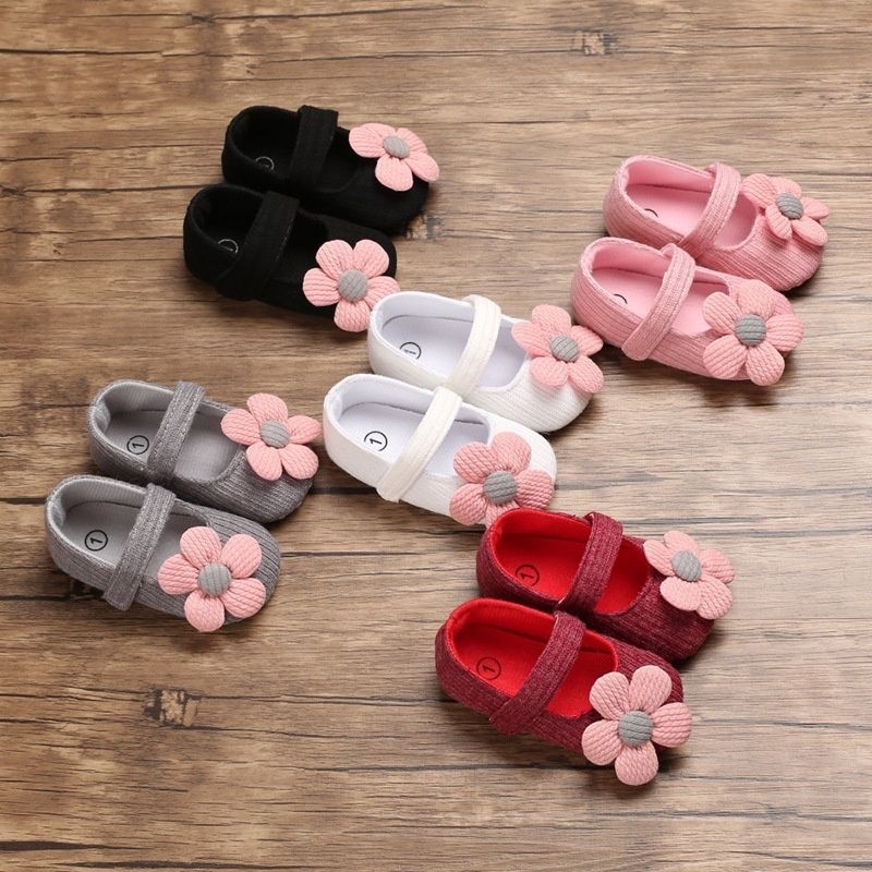 PREWALKER BUNGA / KAOS KAKI BAYI / SEPATU BAYI / KAOS KAKI ANTI SLIP BAYI / SEPATU SENDAL BABY