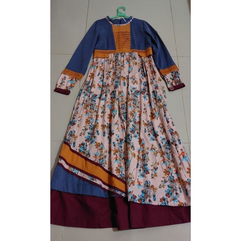 Preloved tuneeca size XS