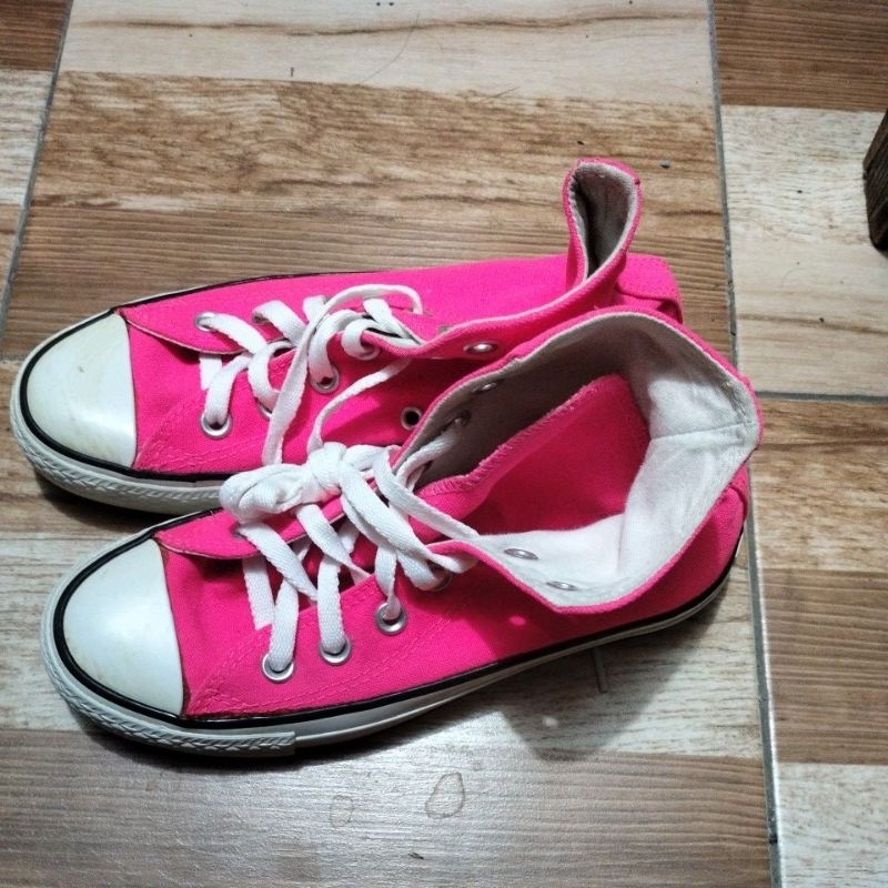 SEPATU CONVERSE