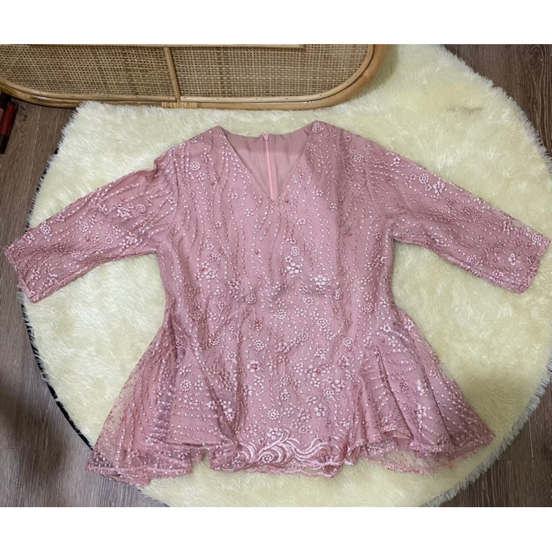 Preloved atasan kebaya