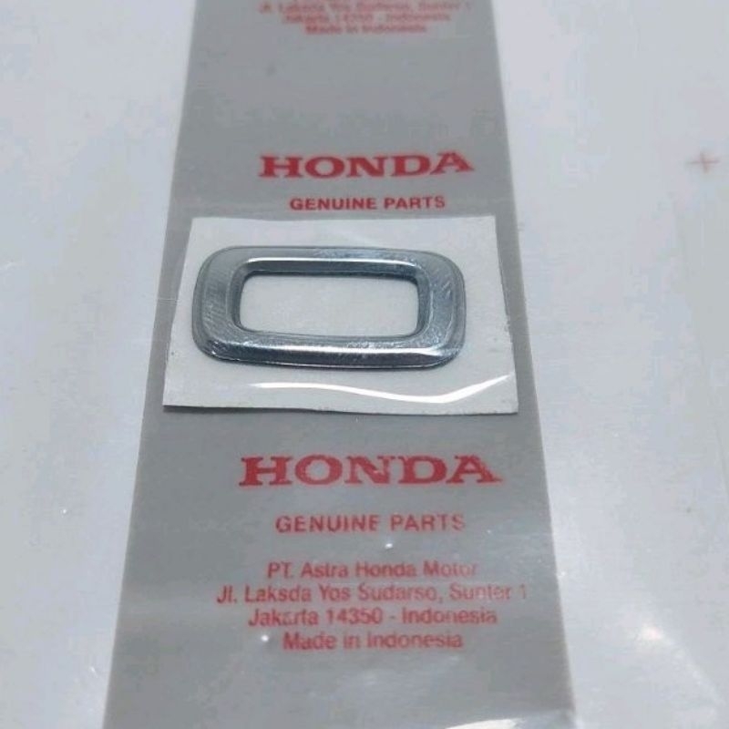 Logo stiker emblem huruf O scoopy timbul 3D original honda fi new scoopy 2020 - 2023