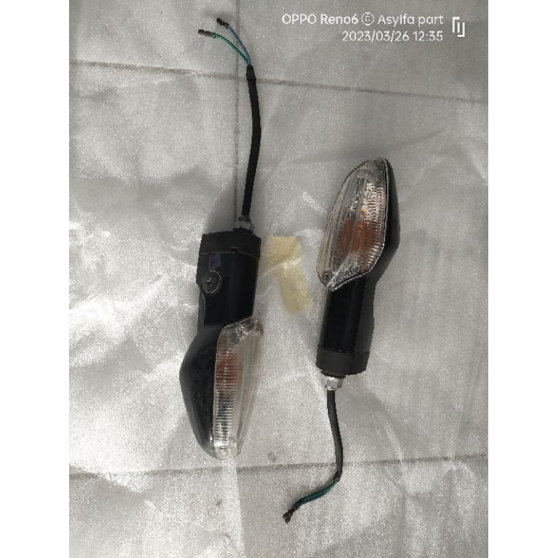 Lampu sein CBR 150R 250R CBU