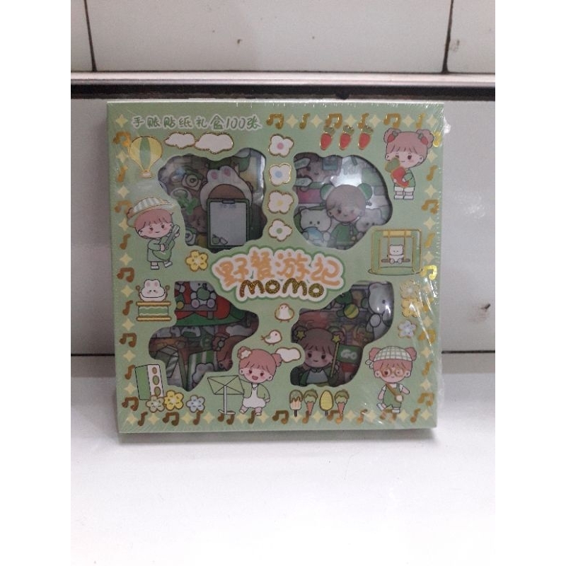 sticker momo 100 pcs