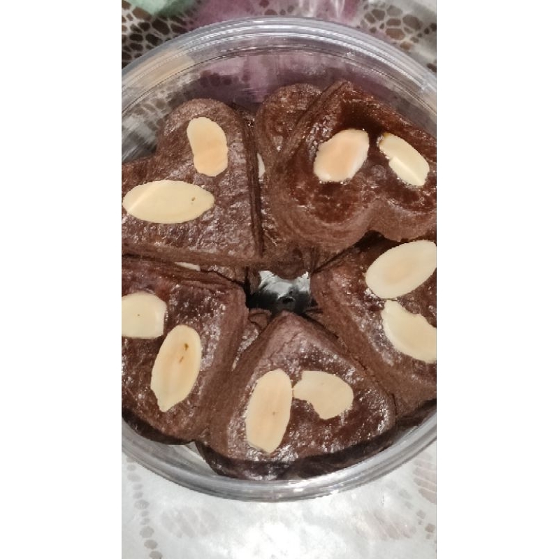 

Kue Choco Almond