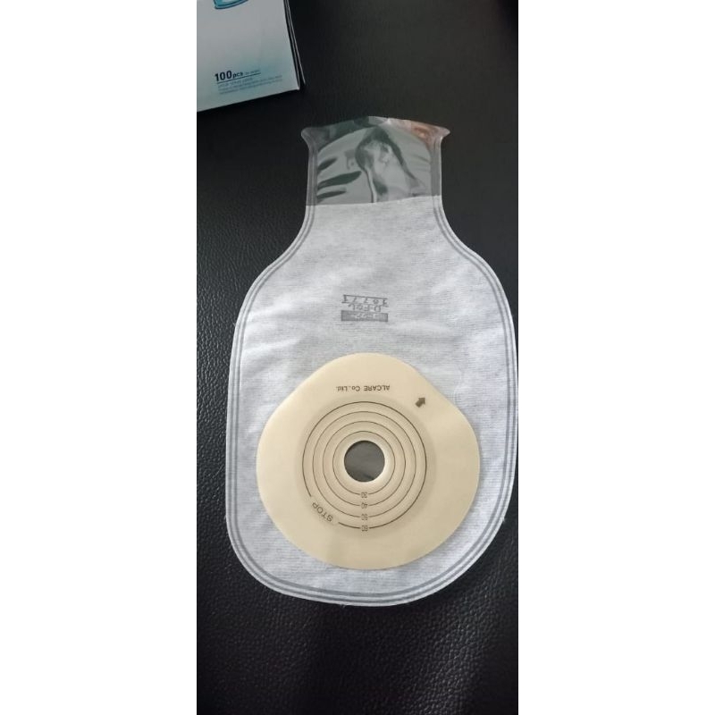 Colostomy bag Alcare