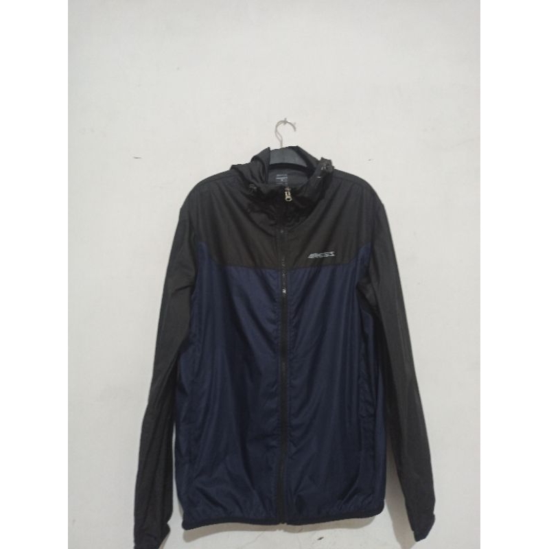 JACKET ARMEDES  L FIT XL jaket running jaket outdoor jaket second