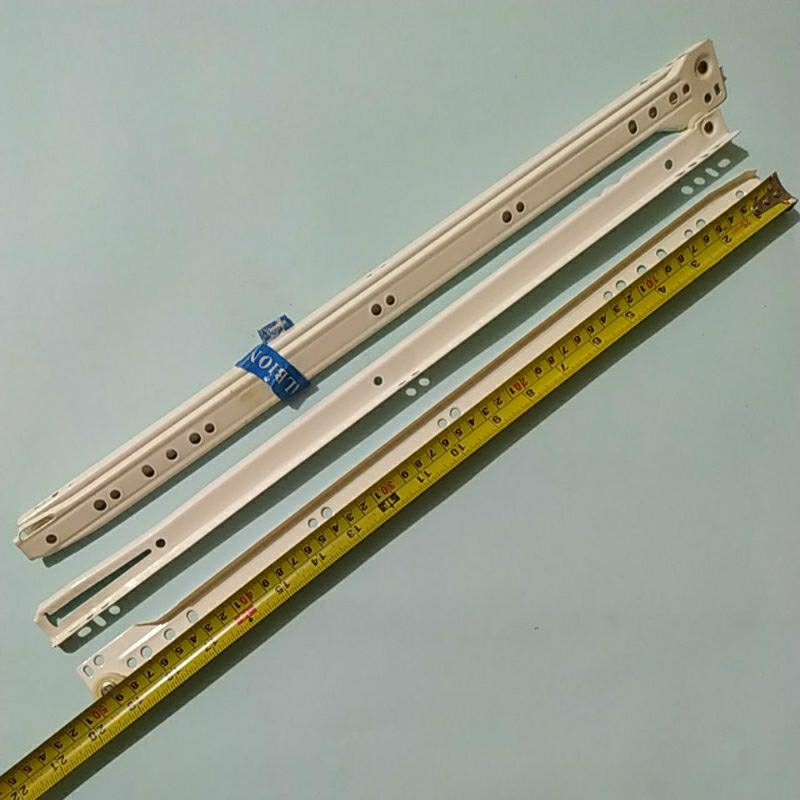 Rel laci 50cm. harga per set