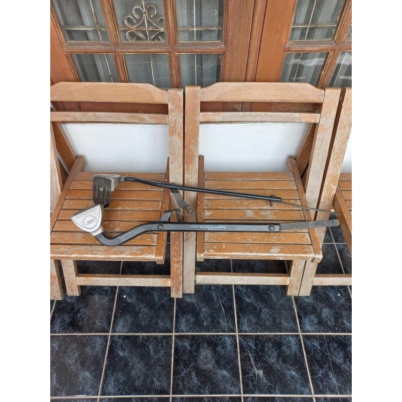 Bracket Givi HR4 PNP Vario 125 Old