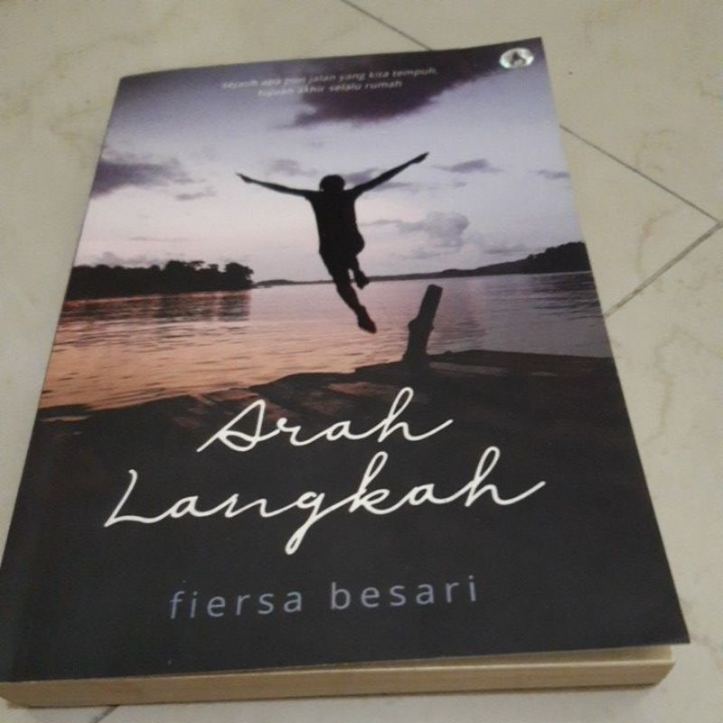 

Arah Langkah - preloved