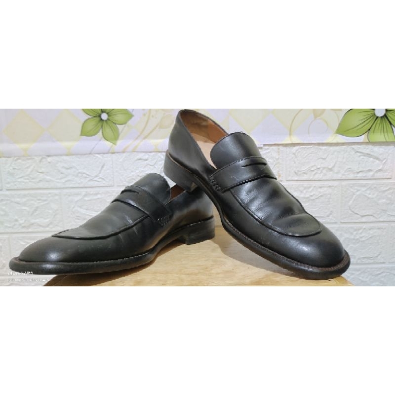 sepatu kulit a testoni ukuran  8,5/42,5