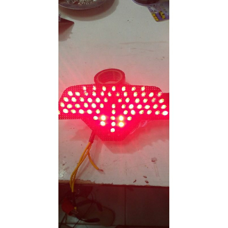 lampu stoplamp runing 8 mode otomotif vario 150 125 led new