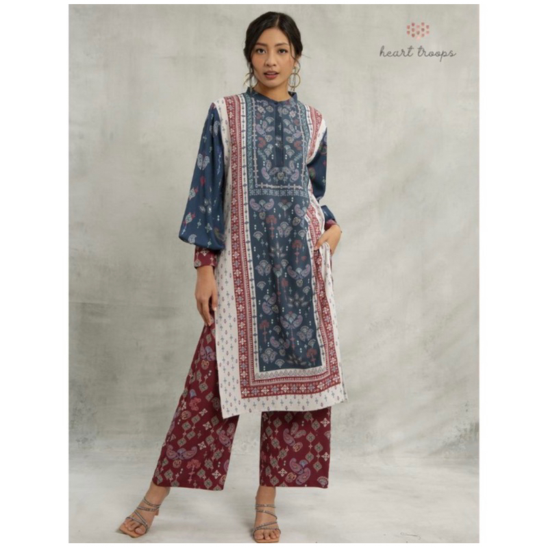 Heart Troops Sekar Set Sky Size S-M