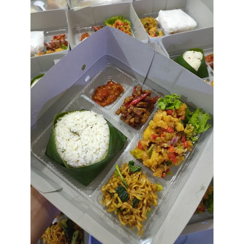 NASI KOTAK 30K // NASI BOX // CATERING NASI BOX // NASI KOTAK MURAH // NASI BOX PREMIUM // BESEK PRE