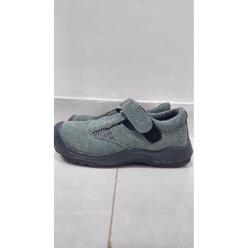 SEPATU SAFETY SHOES JOGGER WANITA
