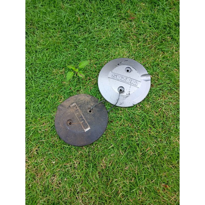 EMBLEM BAK KOPLING SUZUKI SHOGUN 125 SMASH SHOGUN R