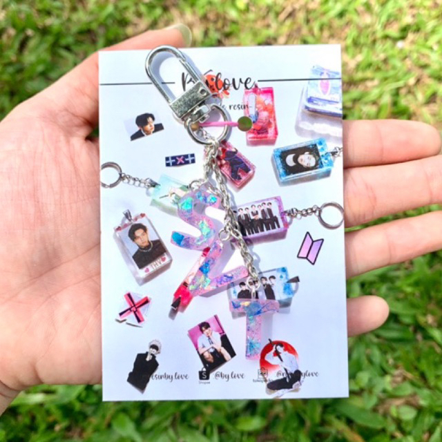 (READY STOCK) S.V.T/SEVEN-TEEN/C.A.R.A.T GLOW IN THE DARK LOBSTER KEYCHAIN/GANTUNGAN KUNCI/GANTUNGAN HP KPOP