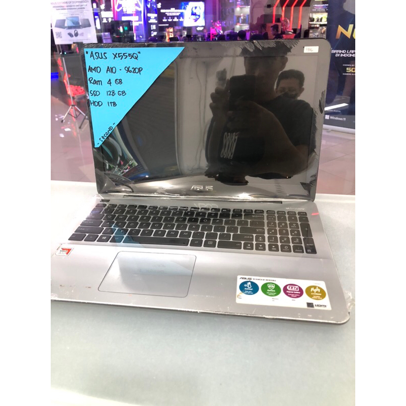 Laptop Asus X555Q AMD A10-9620P RAM 4GB SSD 128GB HDD 1TB 2ND