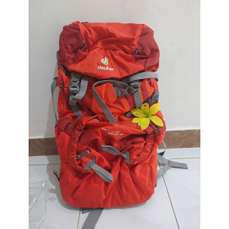 Tas Gunung Deuter Act lite 35 + 10 SL tas carrier