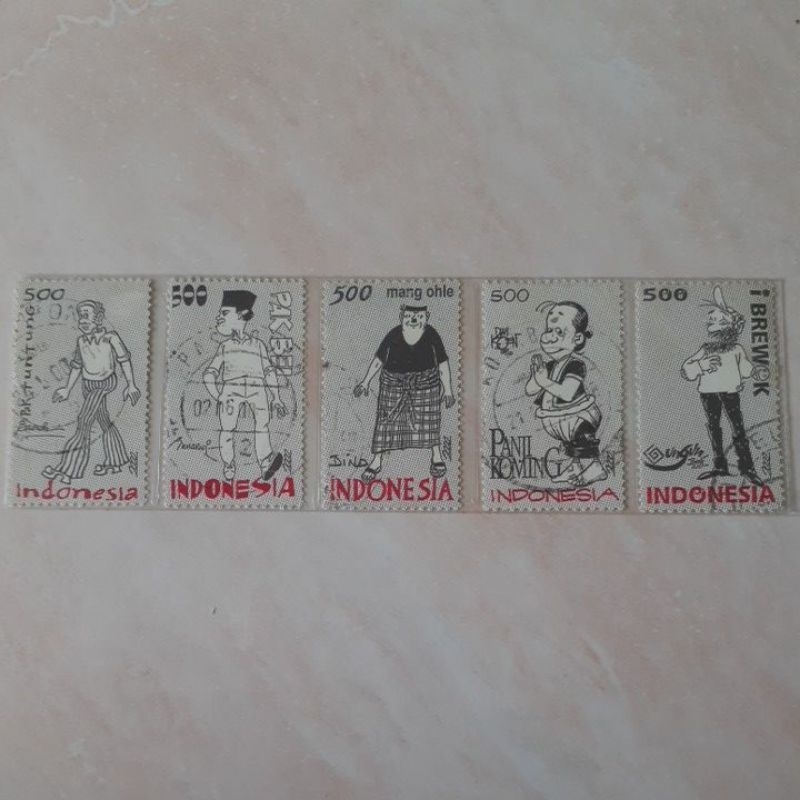 

(A) Perangko Indonesia Tokoh Kartun Tahun 2000 set lengkap - 5pcs