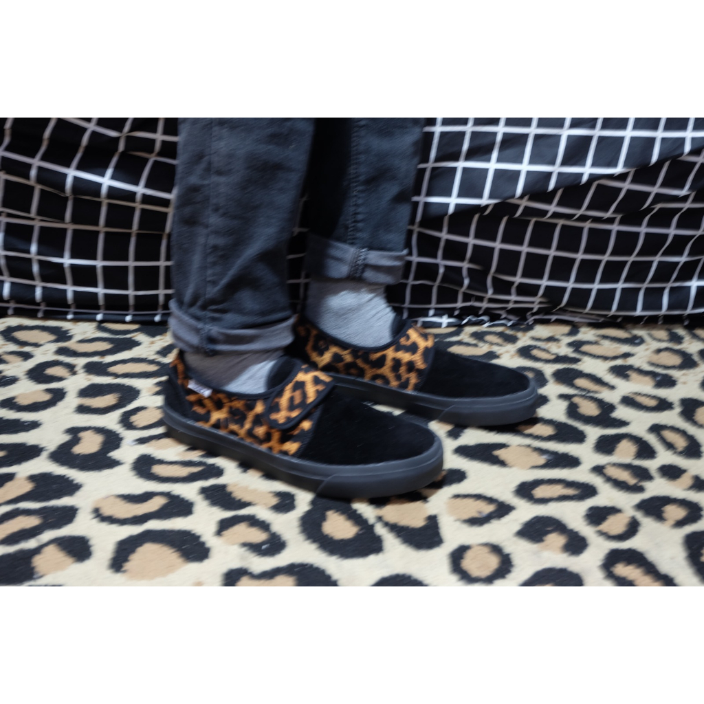 HOOKZ.INC - SEPATU SLIP ON NORTH VLCRO LEOPARD | VLCRO | LEOPARD | ORIGINAL 100%