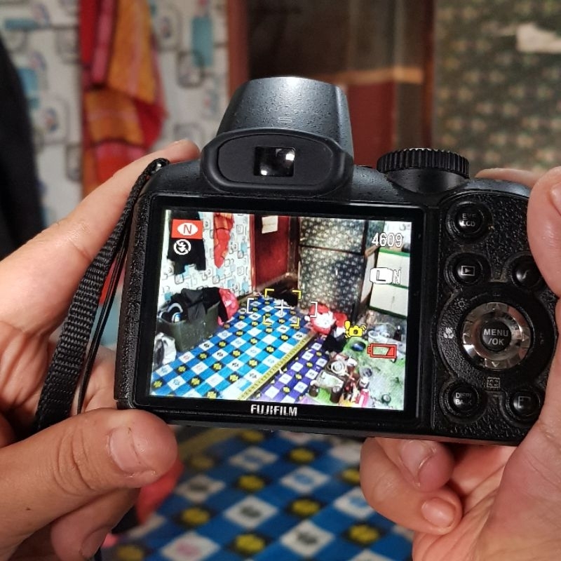 Kamera Prosumer / Fujifilm FinePix S2950