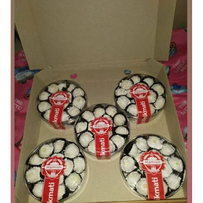 

Kue Putri salju