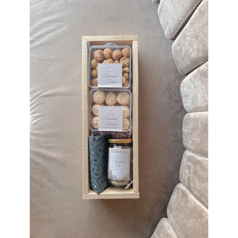 

Hampers Lebaran box kecil (2 kue kering)