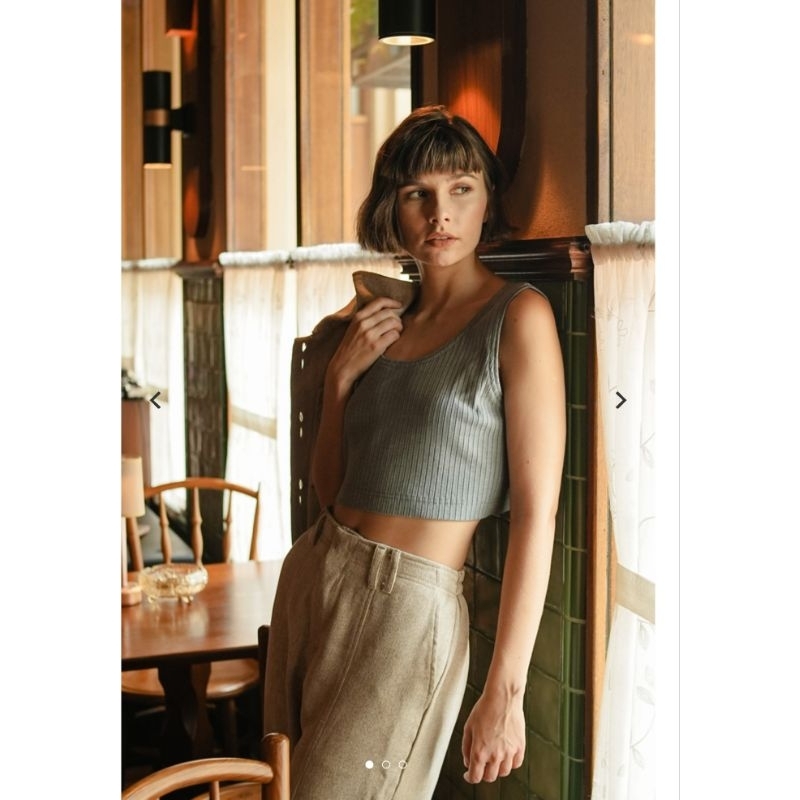 MAVEN - Bigail Sleeveless Crop Inner in Neptune