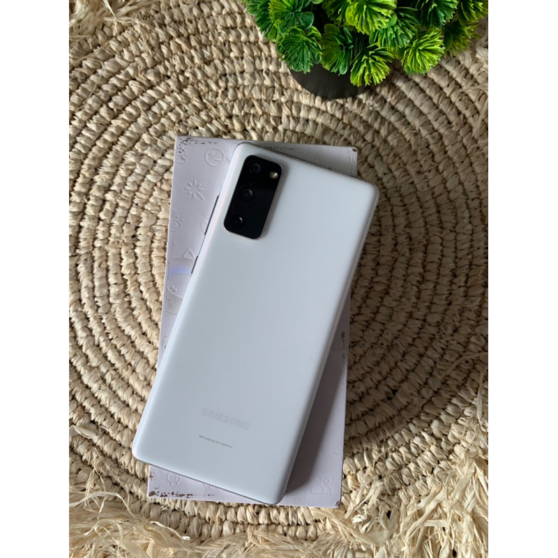 SAMSUNG S20FE 8/256GB FULLSET NO MINUS AMAN SEMUA