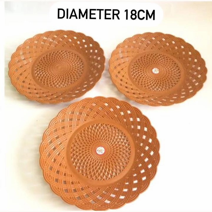 PIRING KUE MAKAN ROTAN PLASTIK MINI KECIL UKURAN 18 CM