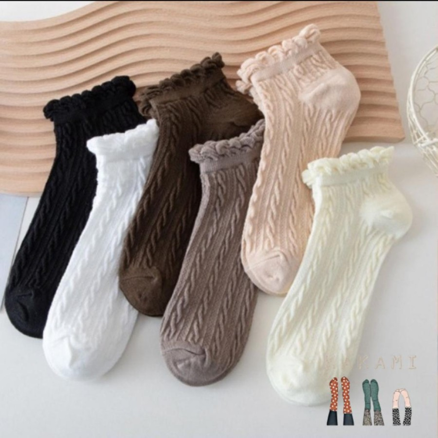 Women Basic Ruffle Socks SHORT/ kaos kaki wanita ruffle pendek semata kaki /kaos kaki ankle dewasa/k