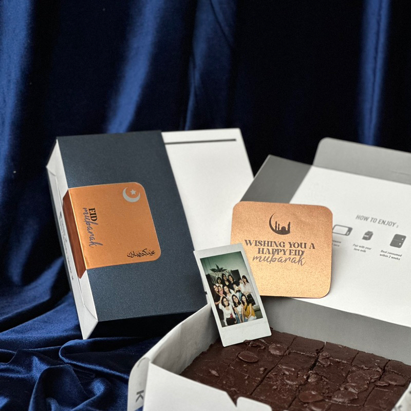 

HAMPERS LEBARAN IDUL FITRI / PARCEL LEBARAN BROWNIES DARK CHOCOLATE - BROWNIE PACKAGE BY KUKISKU