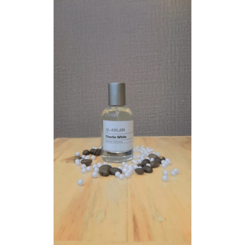 parfum charlie white