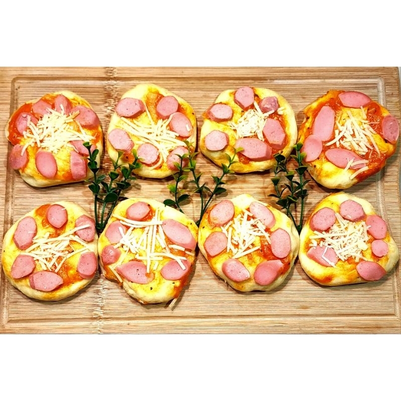 

BESTIE PIZZA SOSIS FROZEN ISI 10