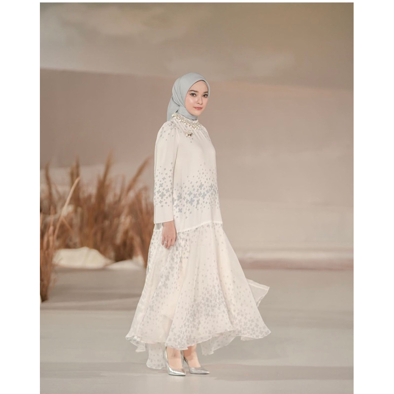 WEARING-KLAMBY-ANDAYA-DRESS-ALVA